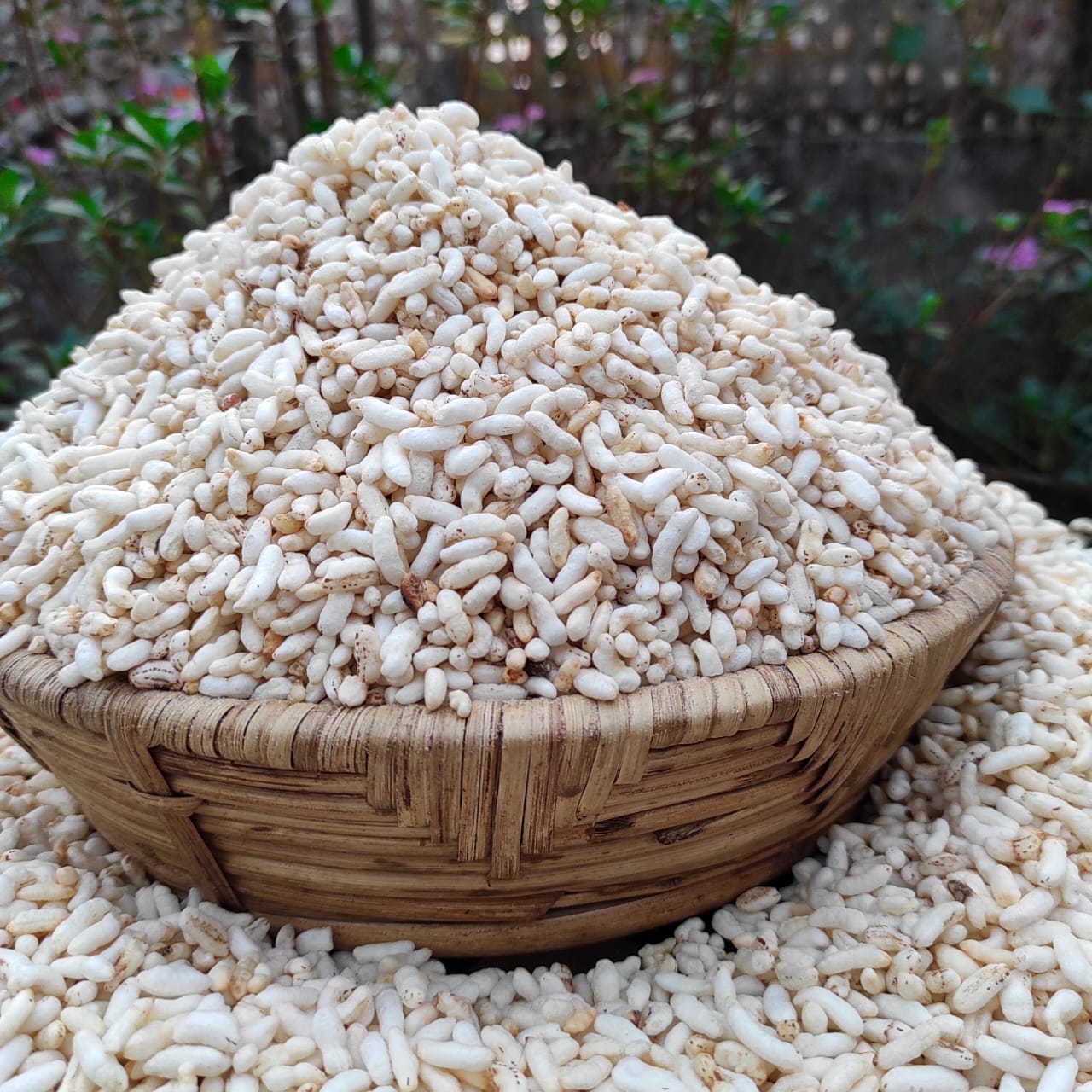 হাতে ভাজা আউস চালের লাল মুড়ি ৫০০ গ্রাম